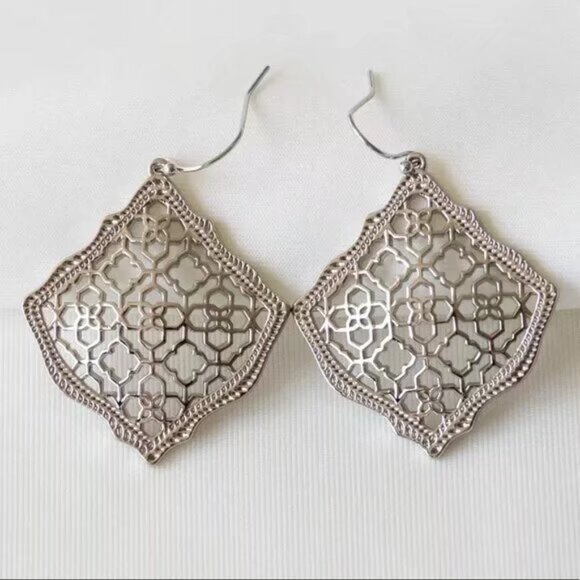 Kendra Scott Stud Earrings - Picture 3 of 6